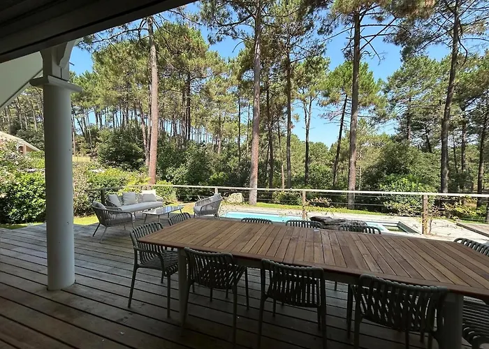 10pers Avec Piscine Privee